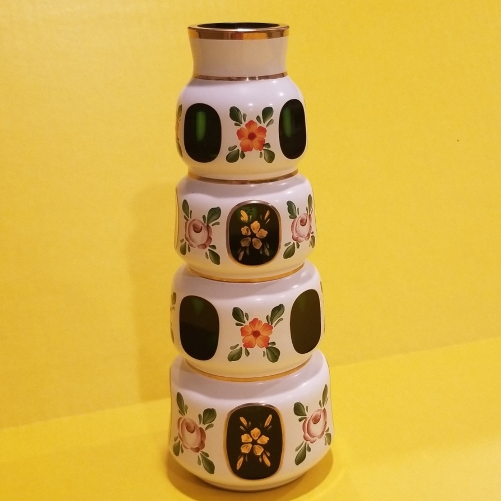 Lausitzer Glas Mouth-blown, Hand-cut Vase